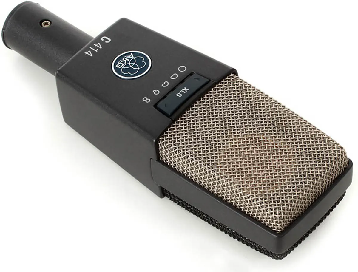 AKG C414
