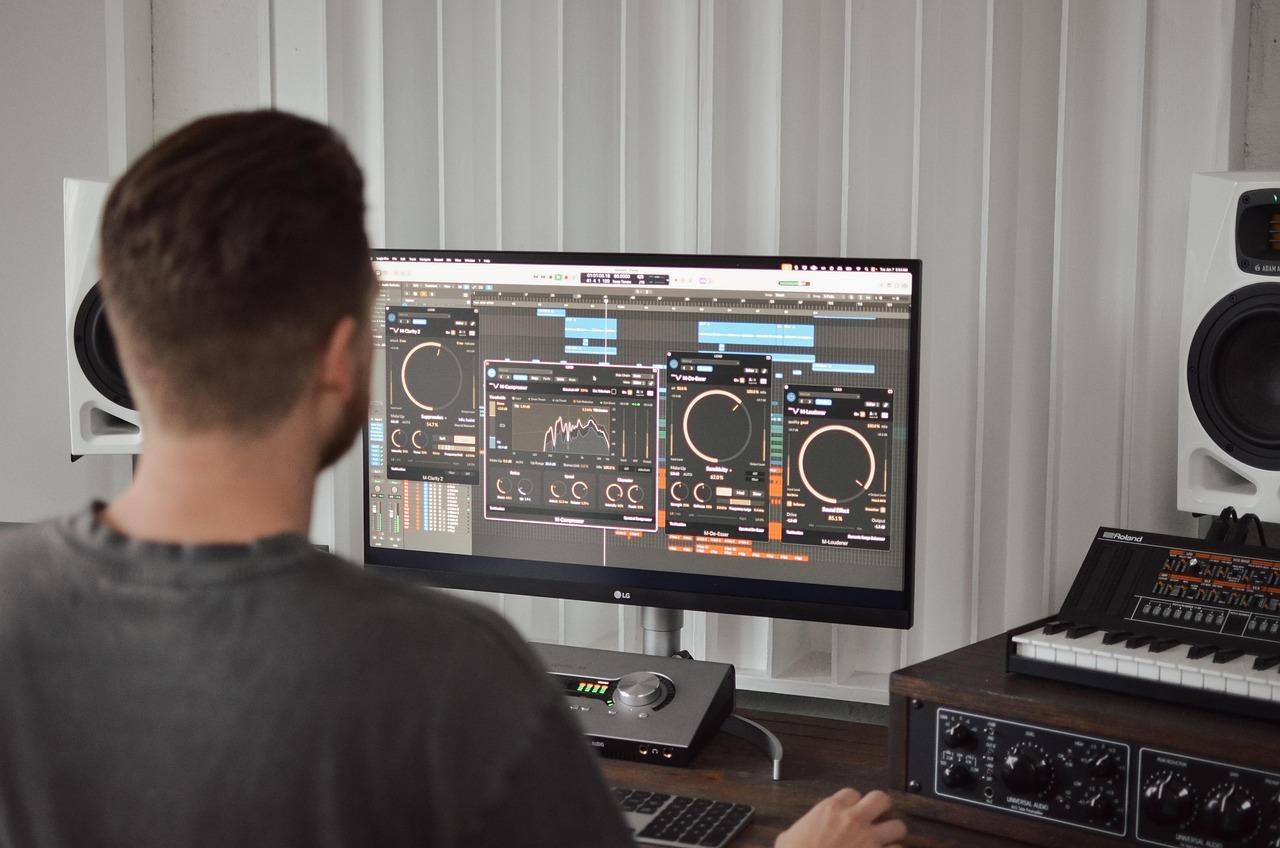 Crysonic Releases The nXtasy VST Plug-In