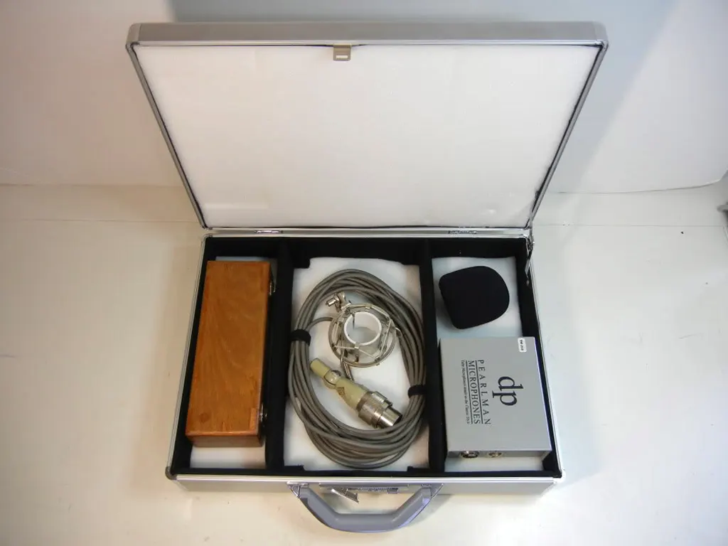 Telefunken ELA M 251 E vintage vacuum tube microphone