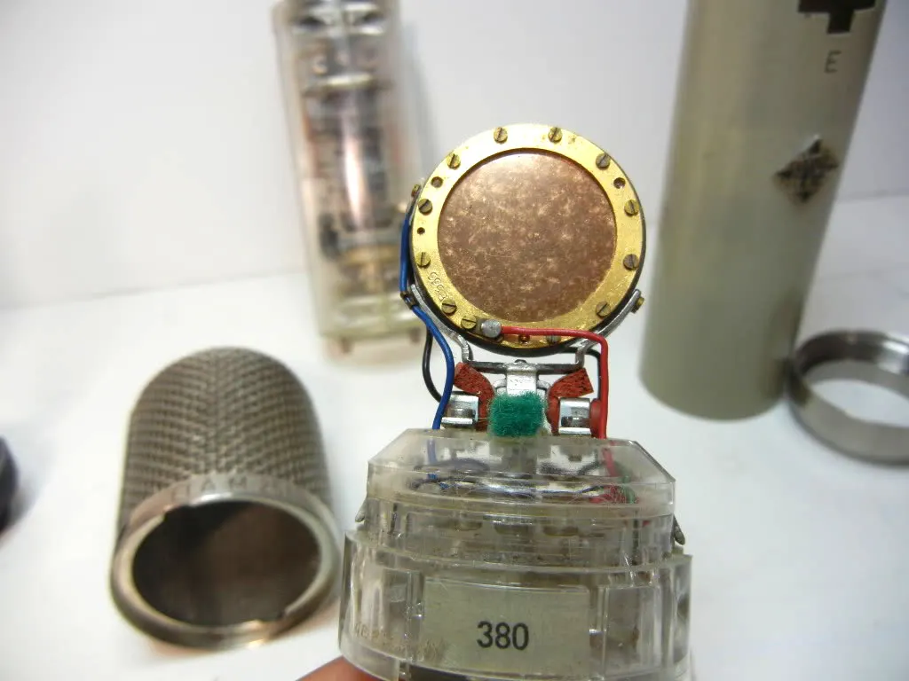 Telefunken ELA M 251 E vintage vacuum tube microphone